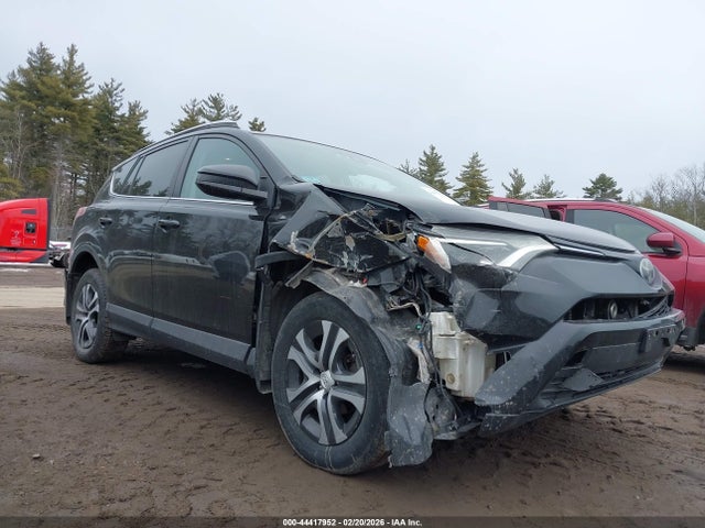 Toyota RAV4 LE 2017 2T3BFREV4HW545500 Image 6