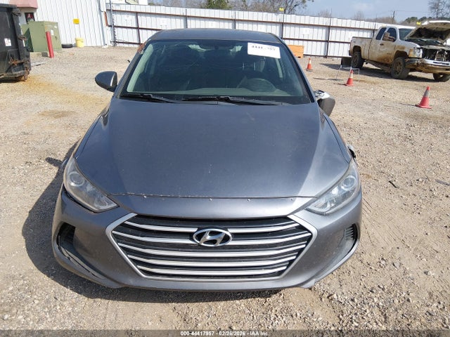 5NPD84LF6JH379835 Hyundai ELANTRA SEL