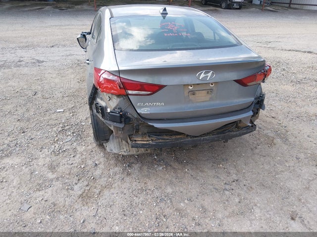 5NPD84LF6JH379835 Hyundai ELANTRA SEL