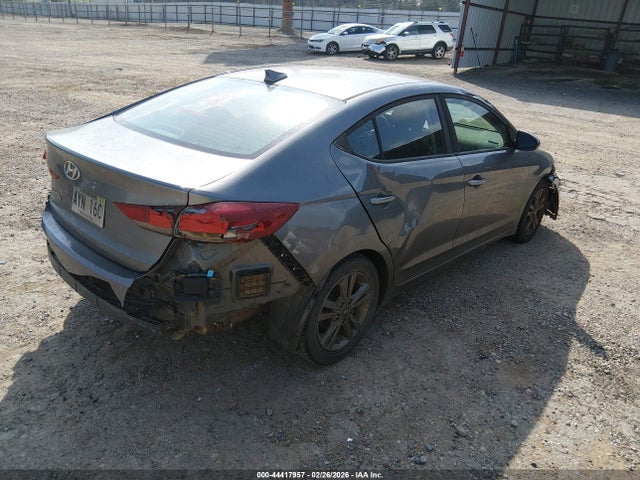 5NPD84LF6JH379835 Hyundai ELANTRA SEL