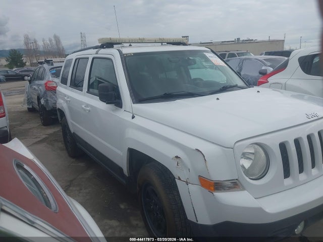1C4NJPBAXHD120751 Jeep Patriot Sport Fwd