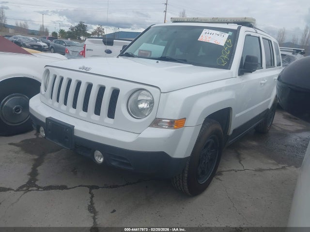 1C4NJPBAXHD120751 Jeep Patriot Sport Fwd