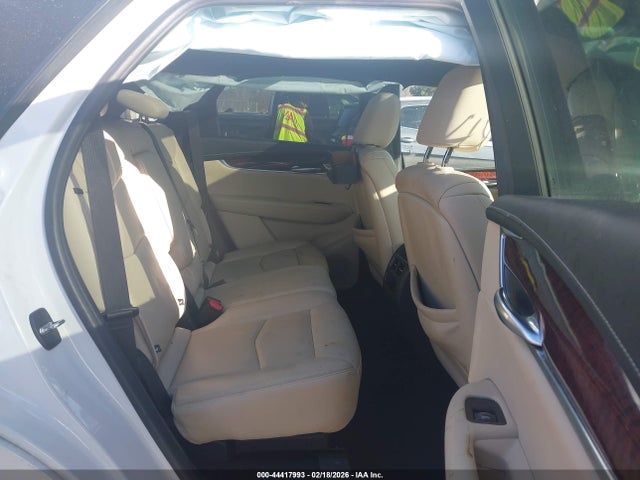 2019 CADILLAC XT5 1GYKNDRS6KZ270137 Photo 7