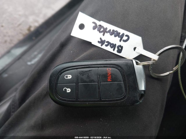 2019 JEEP CHEROKEE 1C4PJMLX2KD104108 Photo 10