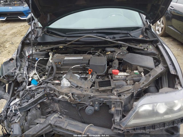 2014 Honda Accord Ex-l მანქანა იყიდება აუქციონზე, vin: 1HGCT1B84EA000082, აუქციონის ნომერი: 44418061