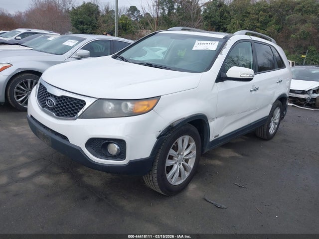 2011 Kia Sorento Ex V6 მანქანა იყიდება აუქციონზე, vin: 5XYKUDA20BG011985, აუქციონის ნომერი: 44418111