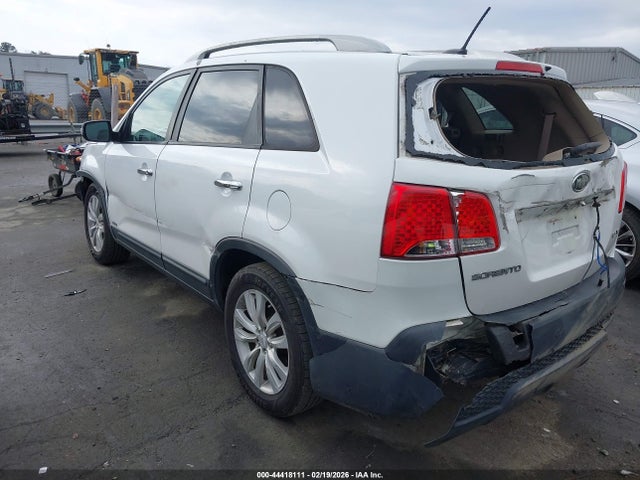 2011 Kia Sorento Ex V6 მანქანა იყიდება აუქციონზე, vin: 5XYKUDA20BG011985, აუქციონის ნომერი: 44418111