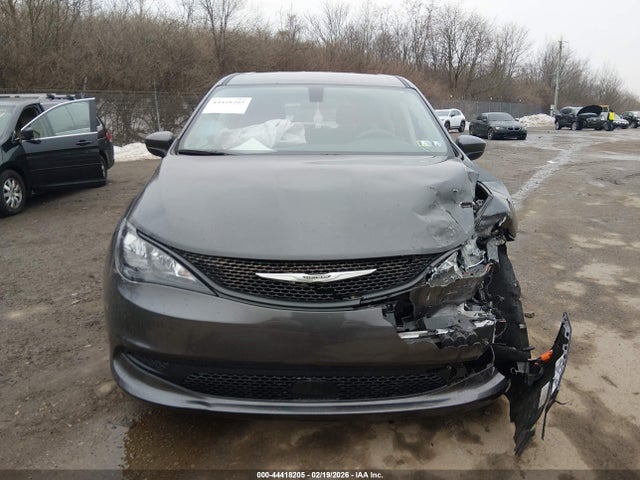Продажа на аукционе авто 2022 Chrysler Voyager Lx, vin: 2C4RC1CG4NR157203, номер лота: 44418205