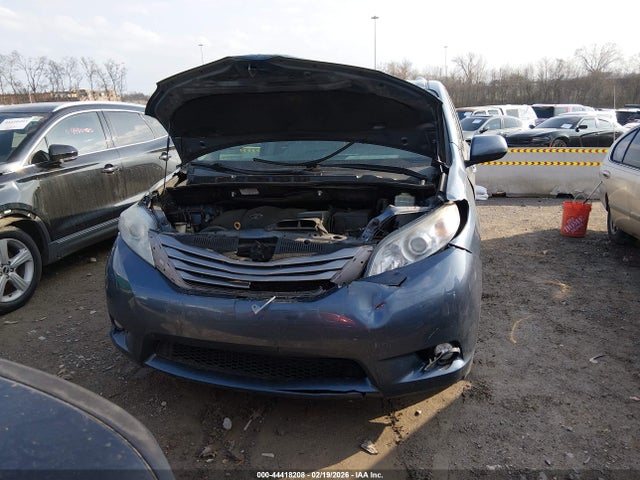 Toyota Sienna Xle 8 Passenger 2017 5TDYZ3DC4HS891675 Image 11