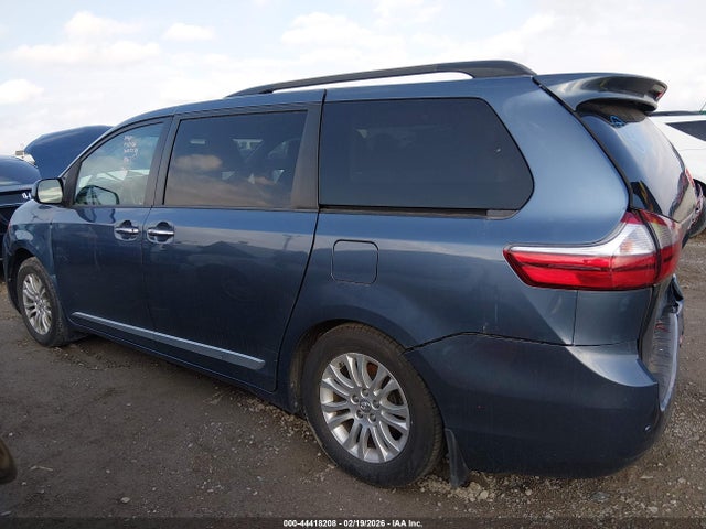 Toyota Sienna Xle 8 Passenger 2017 5TDYZ3DC4HS891675 Image 13