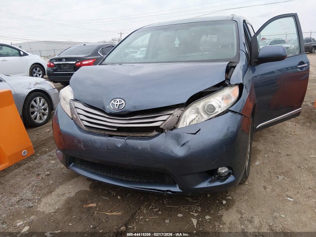 Toyota Sienna Xle 8 Passenger 2017 5TDYZ3DC4HS891675 Image 16