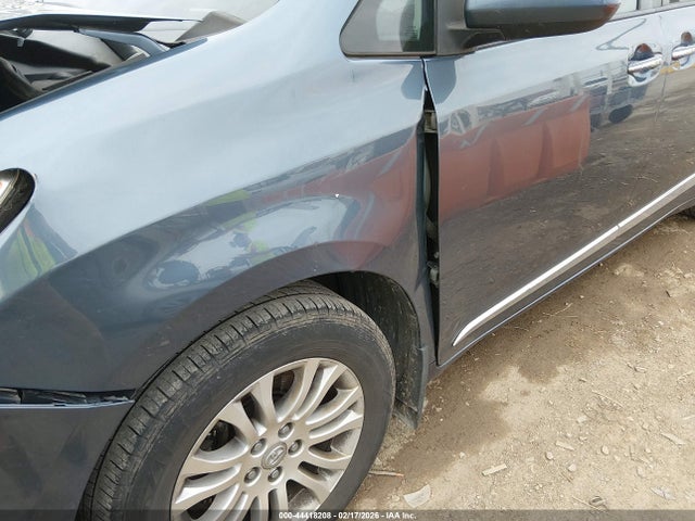 Toyota Sienna Xle 8 Passenger 2017 5TDYZ3DC4HS891675 Image 17