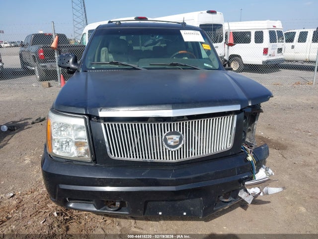 Auction sale of the 2004 Cadillac Escalade Standard, vin: 1GYEC63TX4R249133, lot number: 44418220