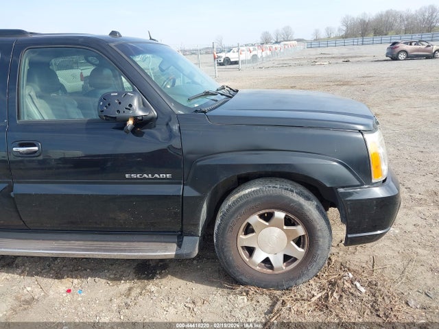 Auction sale of the 2004 Cadillac Escalade Standard, vin: 1GYEC63TX4R249133, lot number: 44418220