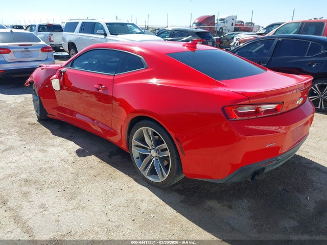 2017 CHEVROLET CAMARO 1G1FB1RX2H0182170 Photo 2