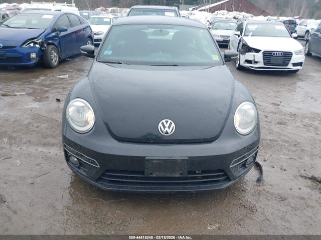 44418248 :رقم المزاد ، 3VWVT7AT5EM627972 vin ، 2014 Volkswagen Beetle 2.0t R-line مزاد بيع