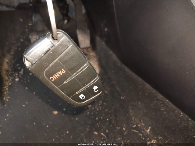 Продажа на аукционе авто 2018 Jeep Compass Latitude Fwd, vin: 3C4NJCBB2JT410872, номер лота: 44418255
