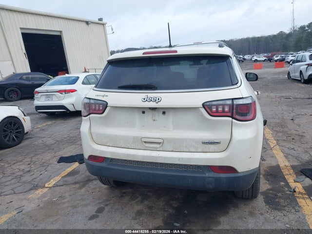 Продажа на аукционе авто 2018 Jeep Compass Latitude Fwd, vin: 3C4NJCBB2JT410872, номер лота: 44418255