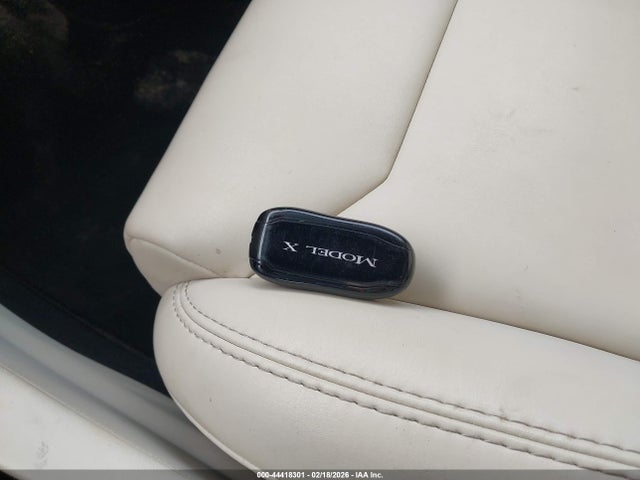 2019 TESLA MODEL X 5YJXCDE22KF180206 Photo 10