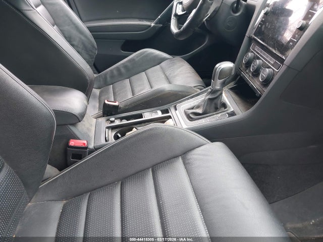 2019 VOLKSWAGEN GOLF R WVWVA7AUXKW162165 Photo 4