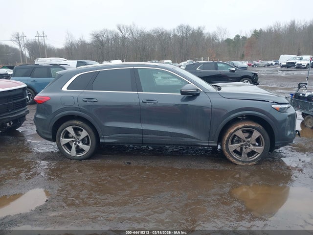 Продаж на аукціоні авто 2025 Audi All-new Q5 Premium Plus Tfsi Quattro S Tronic, vin: WA12AAGU3S2008809, номер лоту: 44418313
