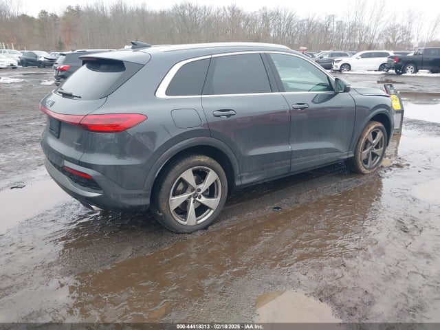 Продаж на аукціоні авто 2025 Audi All-new Q5 Premium Plus Tfsi Quattro S Tronic, vin: WA12AAGU3S2008809, номер лоту: 44418313