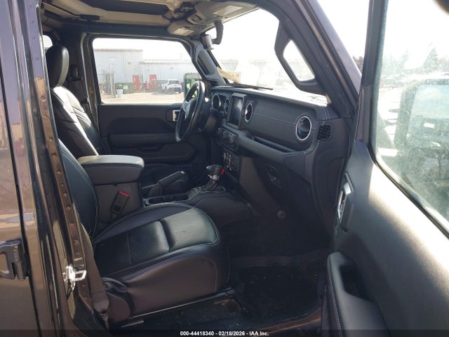 44418340 :رقم المزاد ، 1C4JJXP61PW555888 vin ، 2023 Jeep Wrangler 4xe Sahara 4x4 مزاد بيع