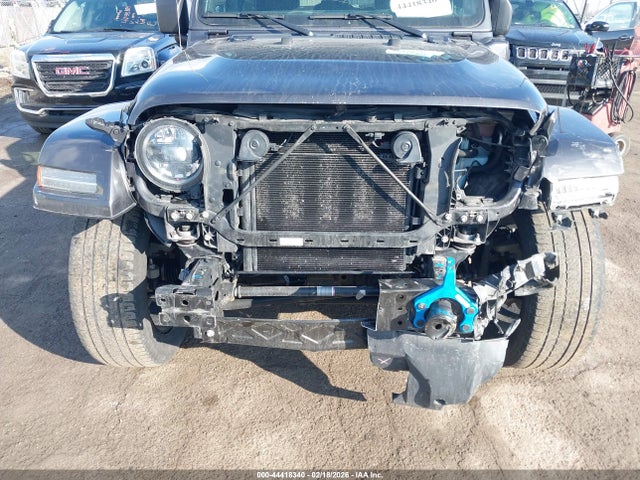 44418340 :رقم المزاد ، 1C4JJXP61PW555888 vin ، 2023 Jeep Wrangler 4xe Sahara 4x4 مزاد بيع