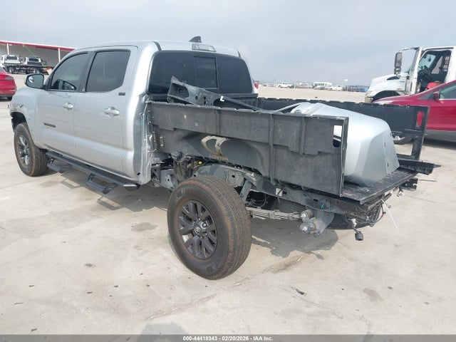 Toyota Tacoma Sr5 V6 2023 3TYBZ5DN4PT002167 Image 3