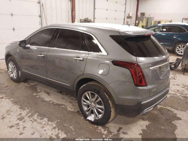 2022 CADILLAC XT5 1GYKNDR40NZ128078 Photo 2