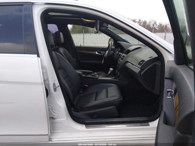 Продажа на аукционе авто 2008 Mercedes-benz C 350 Sport, vin: WDDGF56X28F140872, номер лота: 44418445