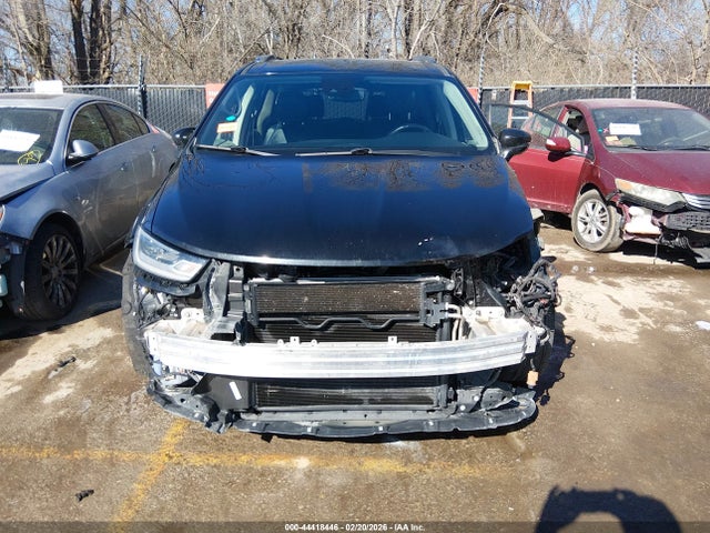 44418446 :رقم المزاد ، 2C4RC1BGXMR542460 vin ، 2021 Chrysler Pacifica Touring L مزاد بيع