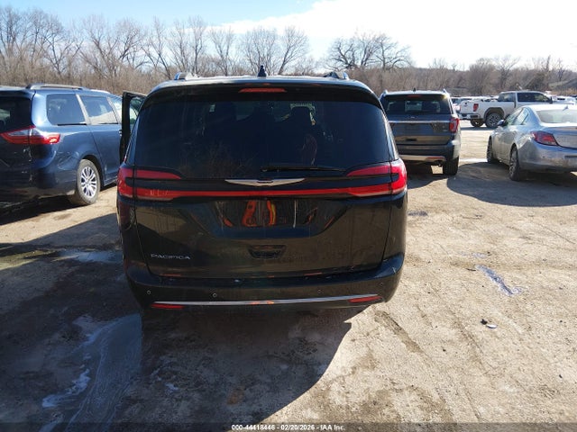 44418446 :رقم المزاد ، 2C4RC1BGXMR542460 vin ، 2021 Chrysler Pacifica Touring L مزاد بيع