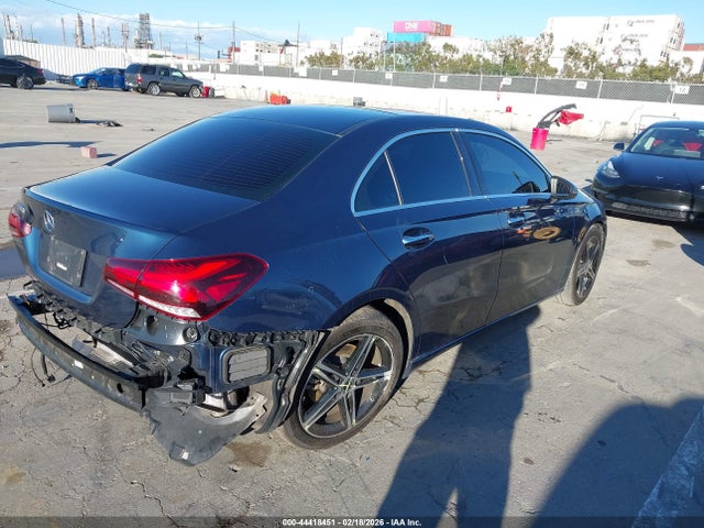 44418451 :رقم المزاد ، W1K3G4EB2MJ255040 vin ، 2021 Mercedes-benz A 220 مزاد بيع