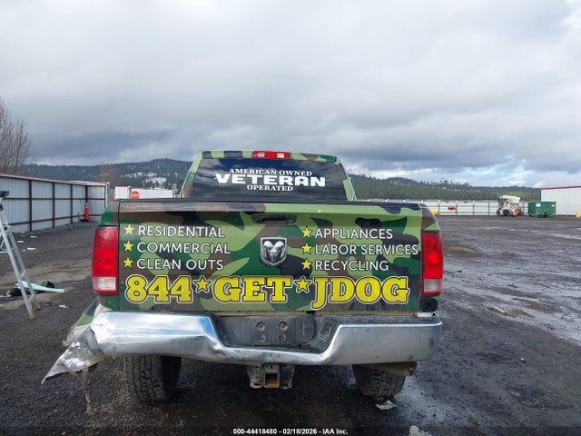 3C6UR5CL7JG342379 RAM 2500 Tradesman 4x4 6&#039;4 Box