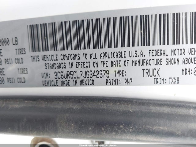 3C6UR5CL7JG342379 RAM 2500 Tradesman 4x4 6&#039;4 Box
