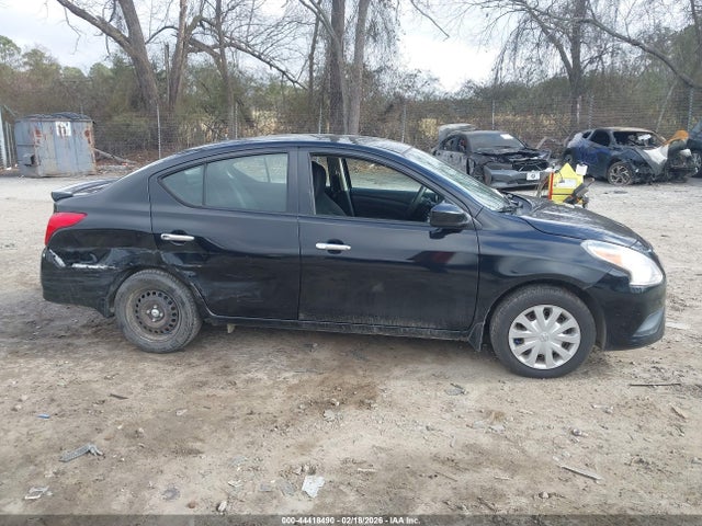 3N1CN7AP8HL890722 Nissan Versa 1.6 Sv
