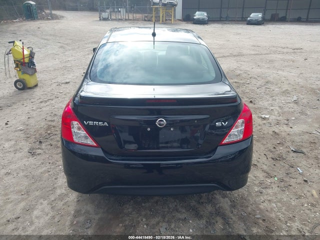 3N1CN7AP8HL890722 Nissan Versa 1.6 Sv