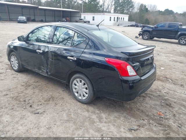 3N1CN7AP8HL890722 Nissan Versa 1.6 Sv