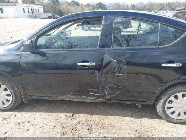 3N1CN7AP8HL890722 Nissan Versa 1.6 Sv