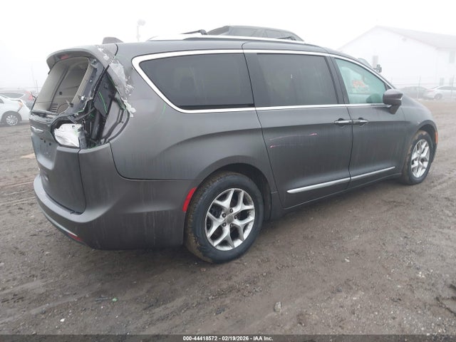 44418572 :رقم المزاد ، 2C4RC1EGXHR736052 vin ، 2017 Chrysler Pacifica Touring-l Plus مزاد بيع