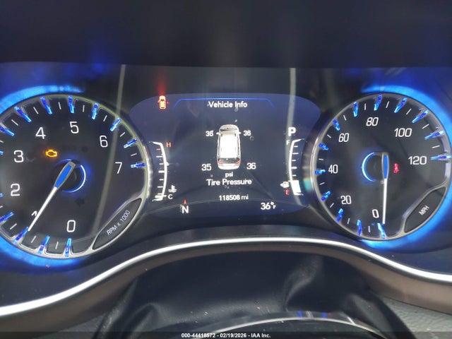 44418572 :رقم المزاد ، 2C4RC1EGXHR736052 vin ، 2017 Chrysler Pacifica Touring-l Plus مزاد بيع