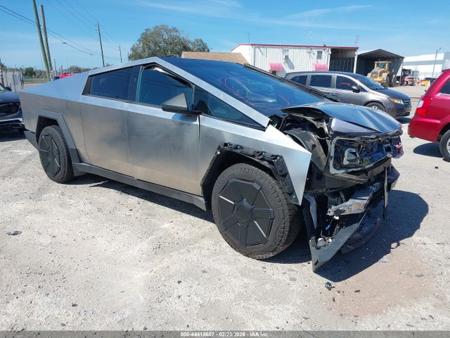 2024 TESLA CYBERTRUCK 7G2CEHED5RA011044