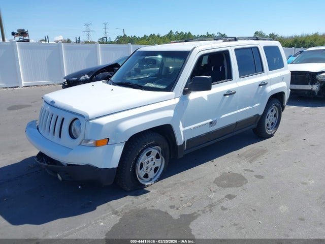44418636 :رقم المزاد ، 1C4NJPBB6GD576303 vin ، 2016 Jeep Patriot Sport مزاد بيع