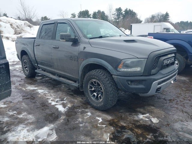 2015 RAM 1500 1C6RR7YT6FS756120