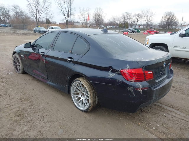2011 Bmw 550i Xdrive მანქანა იყიდება აუქციონზე, vin: WBAFU9C58BC783206, აუქციონის ნომერი: 44418763