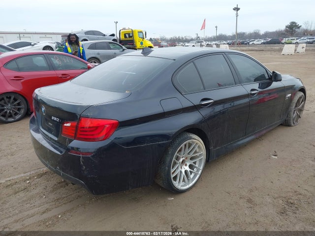 2011 Bmw 550i Xdrive მანქანა იყიდება აუქციონზე, vin: WBAFU9C58BC783206, აუქციონის ნომერი: 44418763