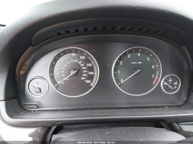 2011 Bmw 550i Xdrive მანქანა იყიდება აუქციონზე, vin: WBAFU9C58BC783206, აუქციონის ნომერი: 44418763
