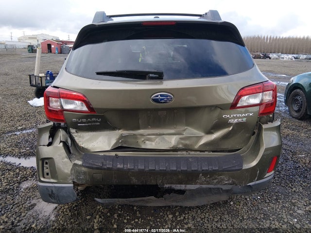 Subaru Outback 2.5i Premium 2015 4S4BSAEC6F3316744 Image 16