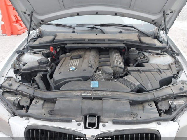 Продажа на аукционе авто 2011 Bmw 328i, vin: WBAPH5G52BNM81183, номер лота: 44418793